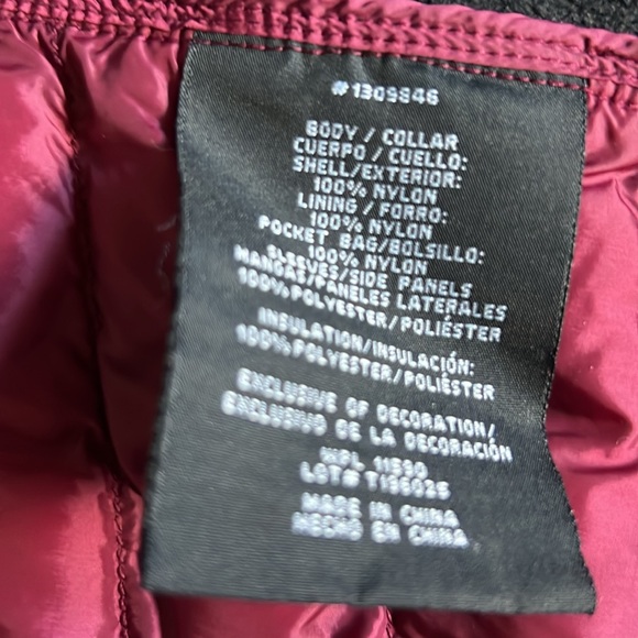 32 Degree Heat Light Weight Quilted Jacket Maroon and Black - Women’s M - Picture 15 of 16